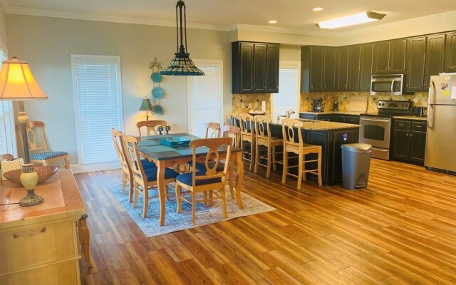 A Pirate's Cove - 3 Br Home