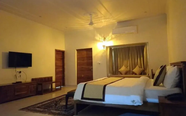 Roop Garh Palace