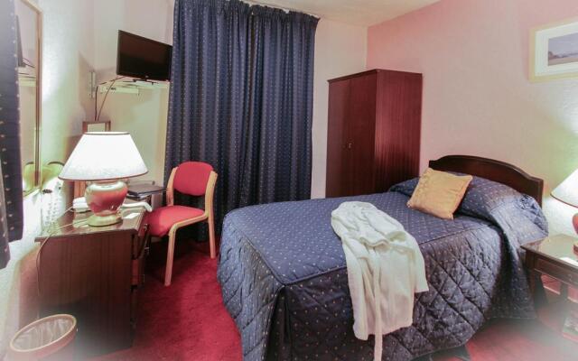 Lydney House - Guest house