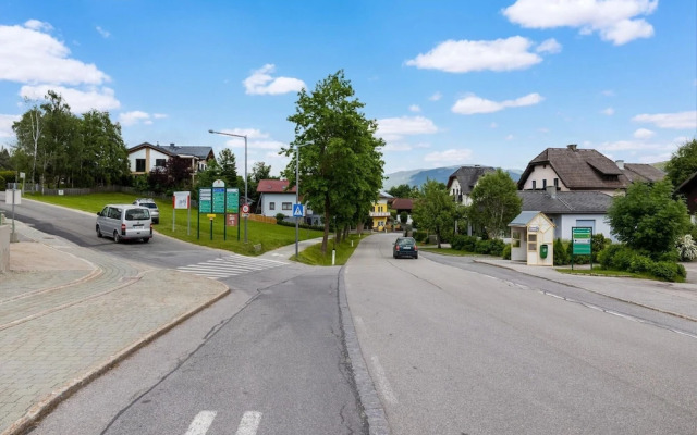 Holiday Apartment in Mariapfarr Near ski Area