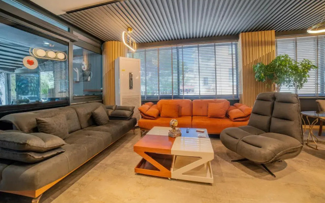 City Moonlight Apart Hotel