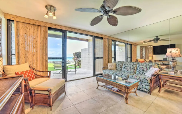 Beachfront Condo: Sunset Views & Pool Access!