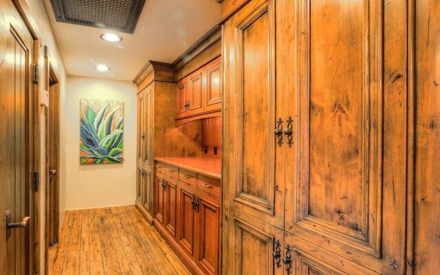 Winery Suites of Scottsdale