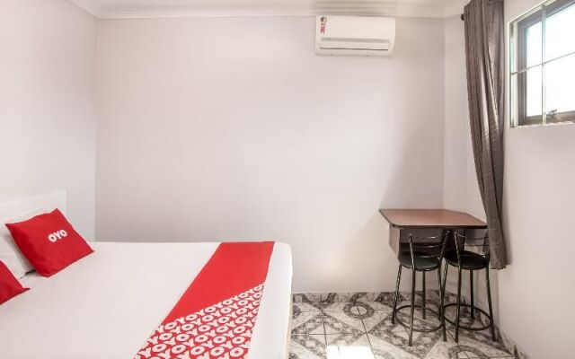 Oyo 122 Tiquatira Hotel