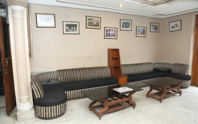 Satyam Lodge