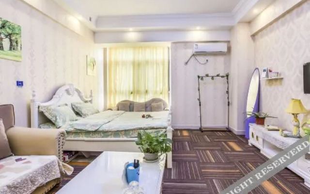 Milai hotel apartment (Jinan North Railway Plaza store)