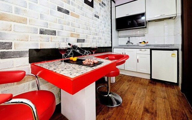 Chuncheon(Namiseom) Remember Pension (Spa, BBQ, Pick up)