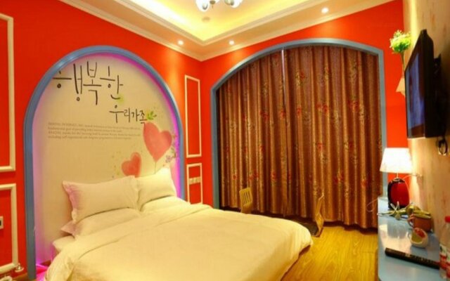 Maple Theme Hotel
