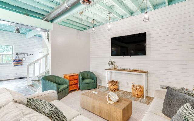 Near Lake Travis - Home W/ Decks & Yard!