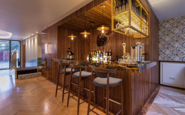 The Convo Porto Hotel & Apartment