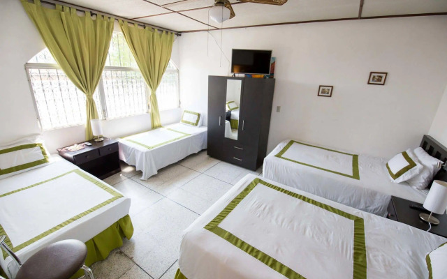 Suites & Apartments San Benito Zona Rosa