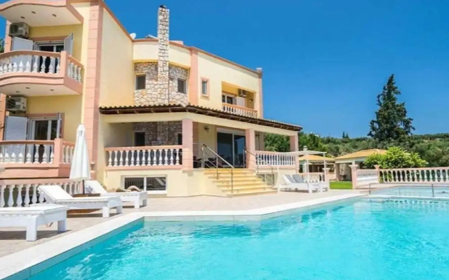 Villa Roula With Private Pool