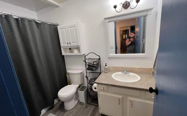 Rustic Girdwood Condo