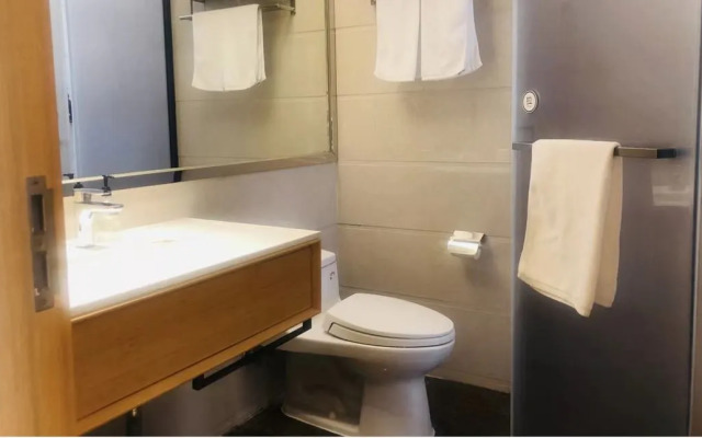 Ji Hotel Shanghai Pudong Airport Chengnan Road