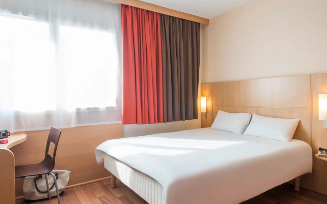 ibis Cholet