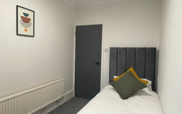 Woodford Hotel