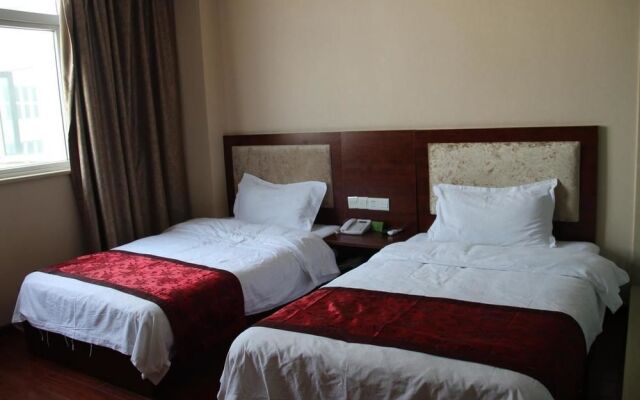 Yibin Business Hotel