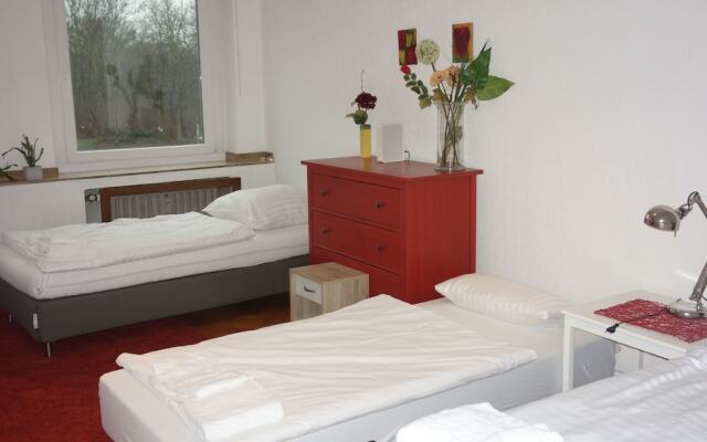 Tolstov-Hotels Large 3,5 Room Apartment
