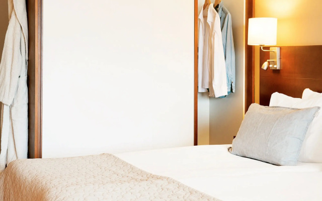 Sunprime Atlantic View Suite & Spa