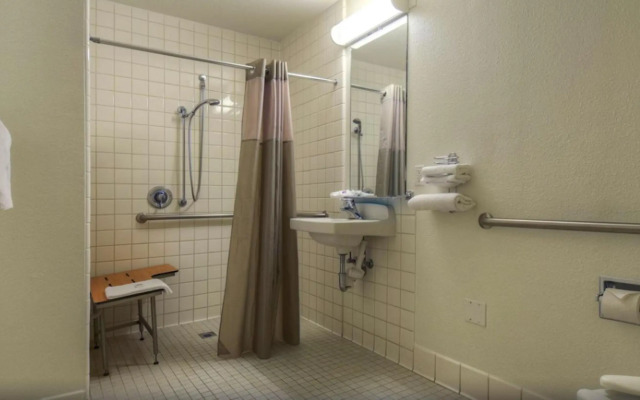 Motel 6 Santa Ana, CA