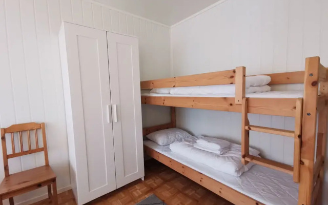 Midnattsol rom og hytter