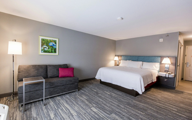 Hampton Inn Bismarck
