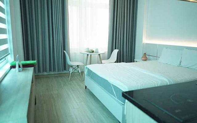 Lynh House Hoang Quoc Viet Hanoi – Guest Rooms – Hanoi