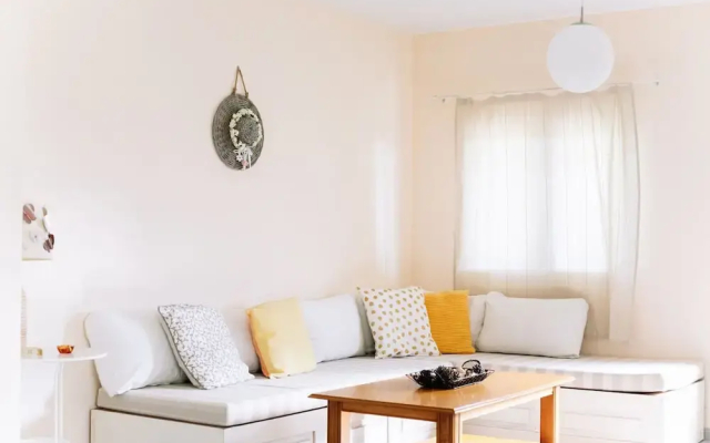 Elite Cottages - Adults Only