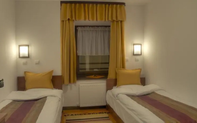 Dragneva Guest House