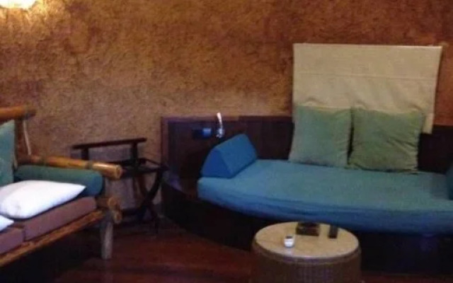 Yalong Bay Earthly Paradise Birds Nest Resort