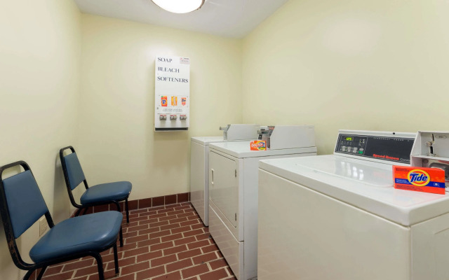 Ramada Plaza Louisville