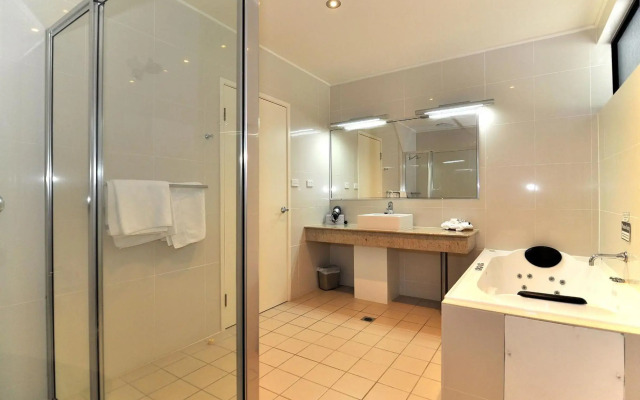 Nightelier Mission Beach