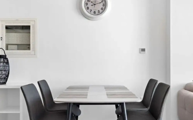 Priv Residence - 402 1BD