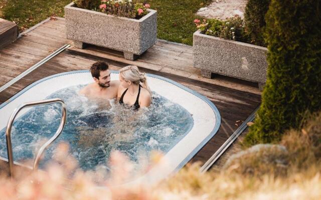 Alpine Hotel Resort Goies