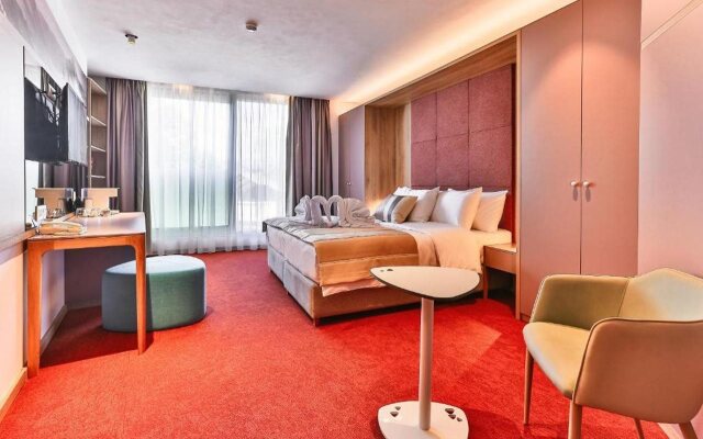 Carine Hotel Centar