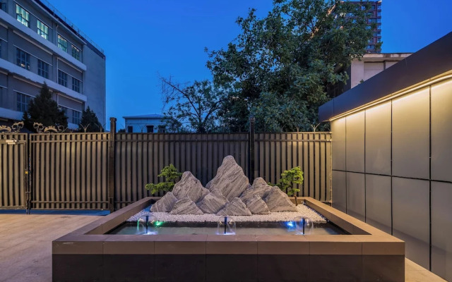 Dequan Luxury Hotel CBD