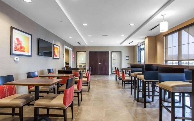 Comfort Suites Youngstown North