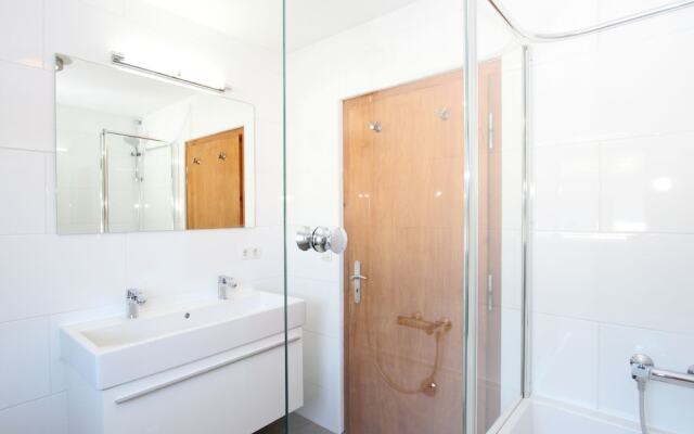 Quaint Chalet in Kirchberg with Terrace, Garden, Ski Storage