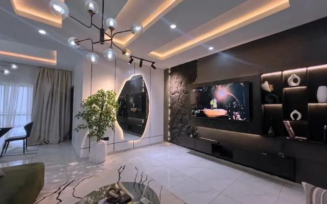 L Rina Apartment