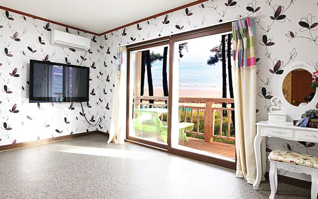 Namhae Sanguni Pension