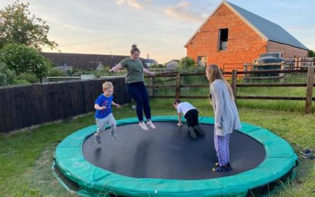 Rew Farm Country & Equestrian Accommodation