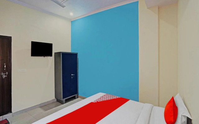 OYO Flagship 80459 Soho Lite