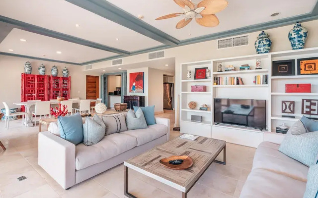 Apt w 2br-beachfront Private Pool in Sotogrande