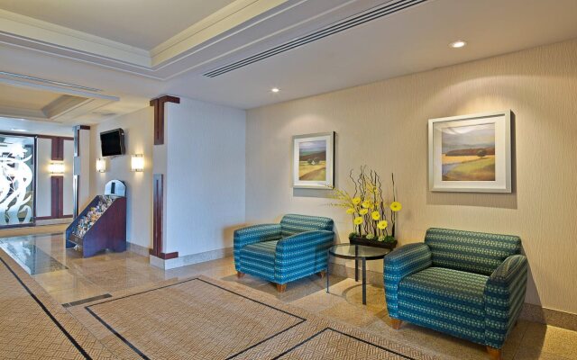 Holiday Inn Express Hotel & Suites Ottawa Airport by IHG
