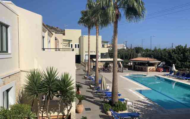 Dionysos Apartments and Studios