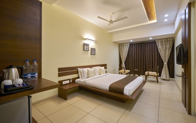 Hotel 3 Leaves