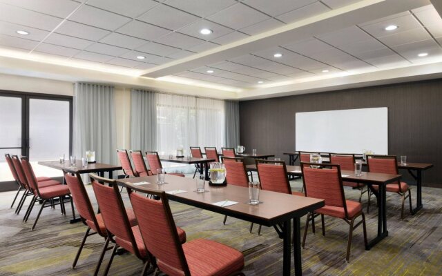 Courtyard by Marriott Tulsa Central