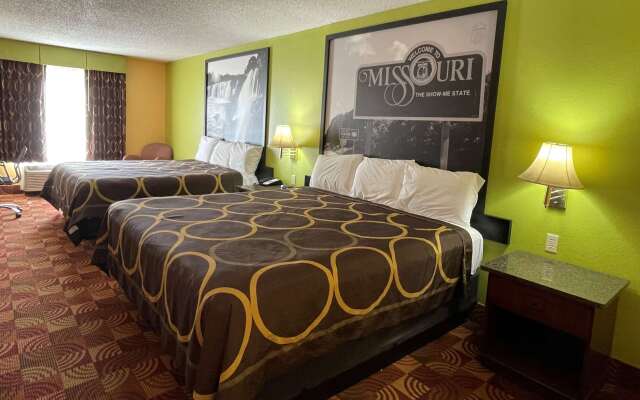 Super 8 by Wyndham Lake of the Ozarks