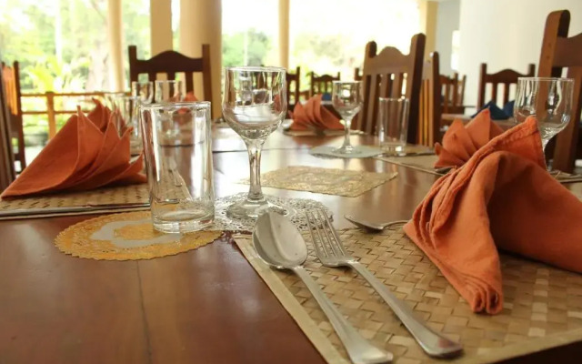 New Sigiri Resort & Restaurant