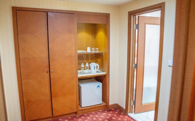 Yeso Hotel
